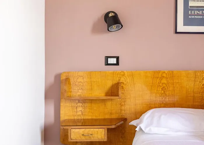 Appartement Spacious With Terrace 3 Bedroom, Metroa Battistini