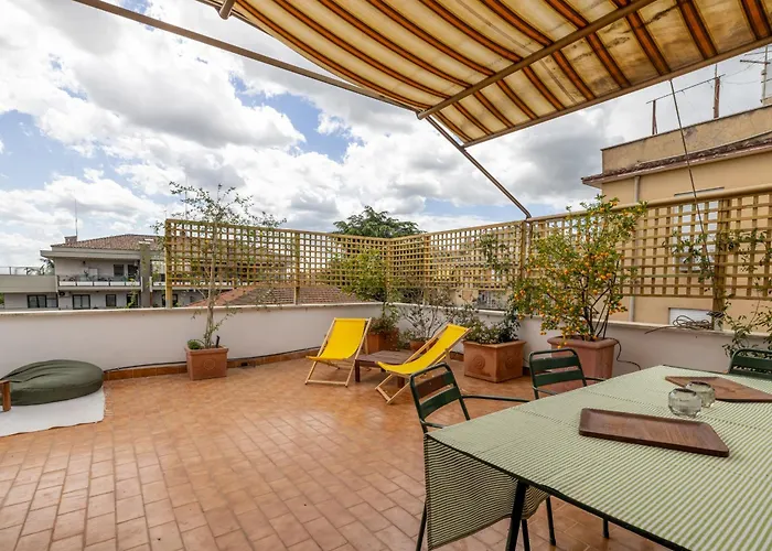 Spacious With Terrace 3 Bedroom, Metroa Battistini Appartement Rome